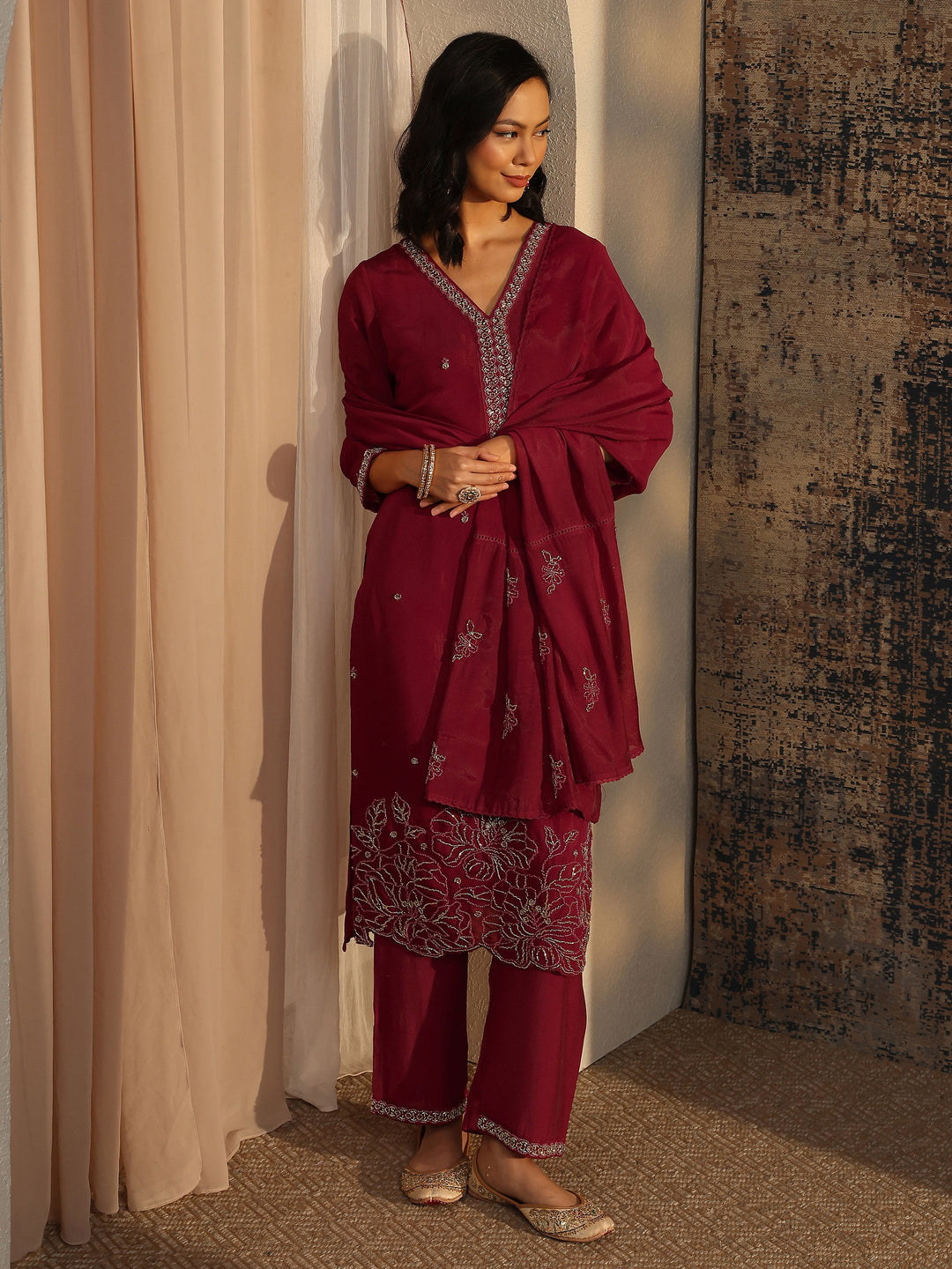  Libas Art Red Embellished Silk Blend Straight Suit Set With Dupatta 