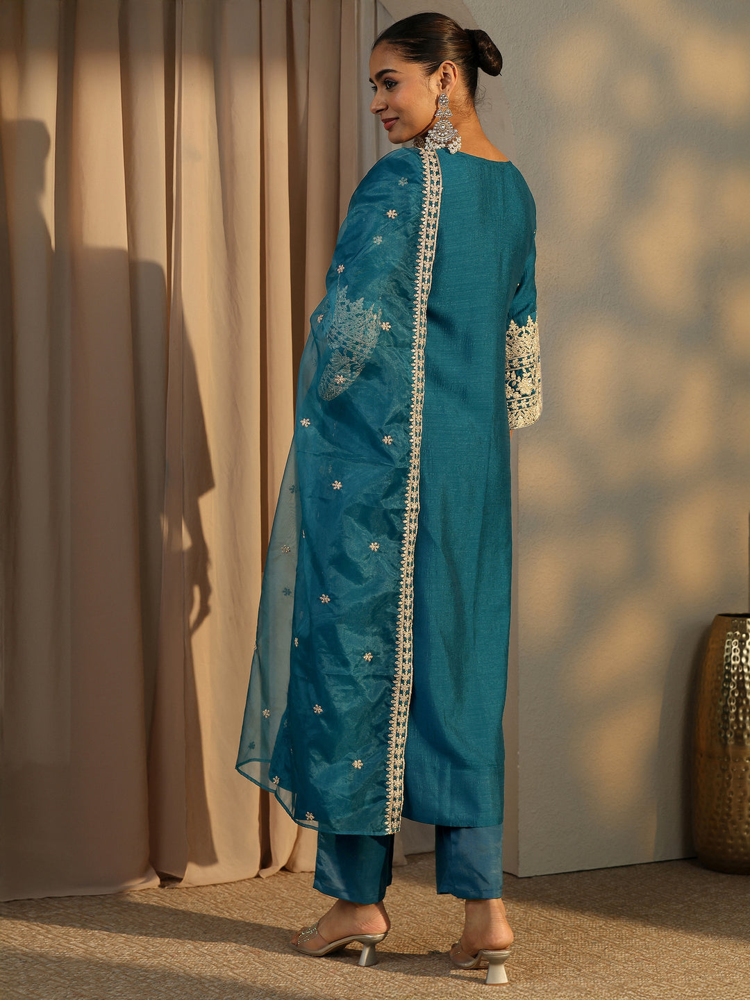  Teal Embroidered Silk Blend Anarkali Suit Set With Dupatta 