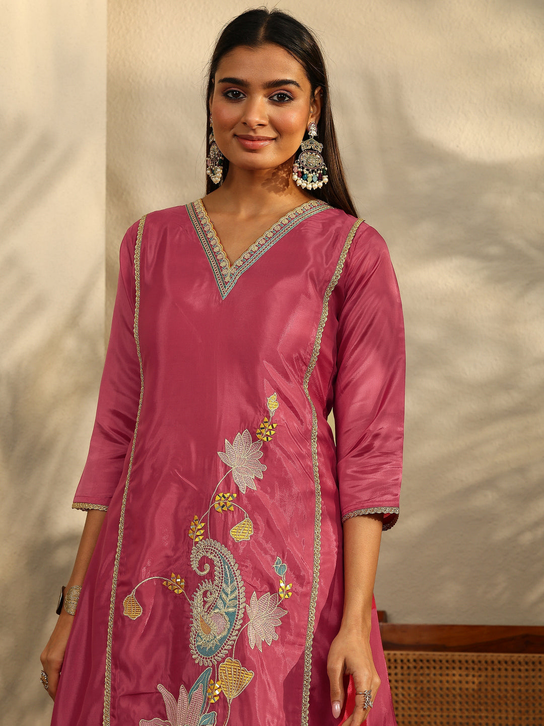  Pink Embroidered Crepe Straight Suit Set With Dupatta 