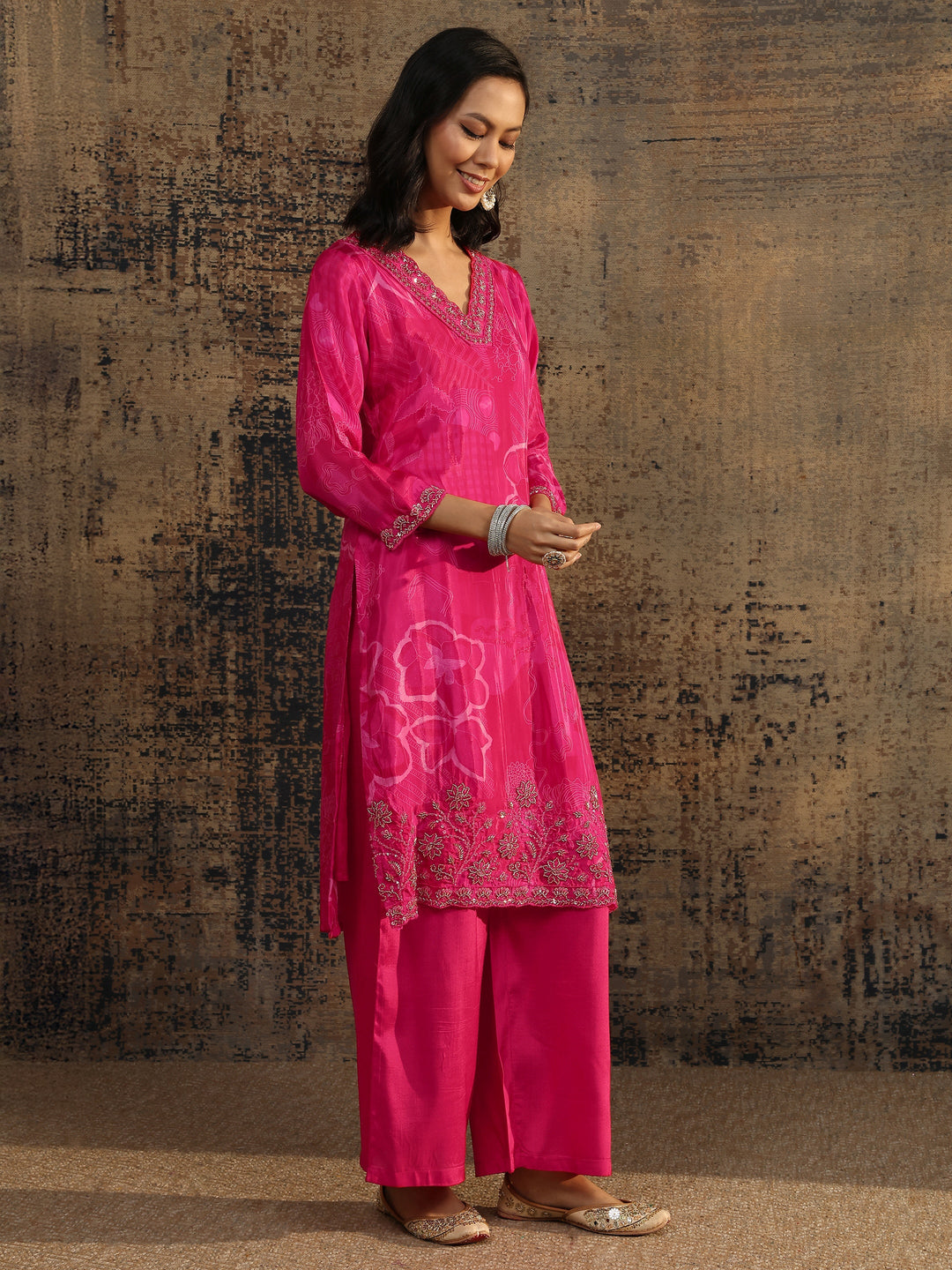  Libas Art Pink Embroidered Silk Blend Straight Suit Set With Dupatta 
