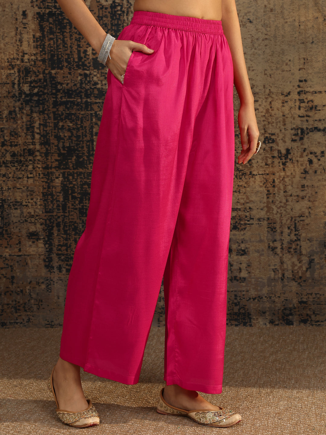  Libas Art Pink Embroidered Silk Blend Straight Suit Set With Dupatta 