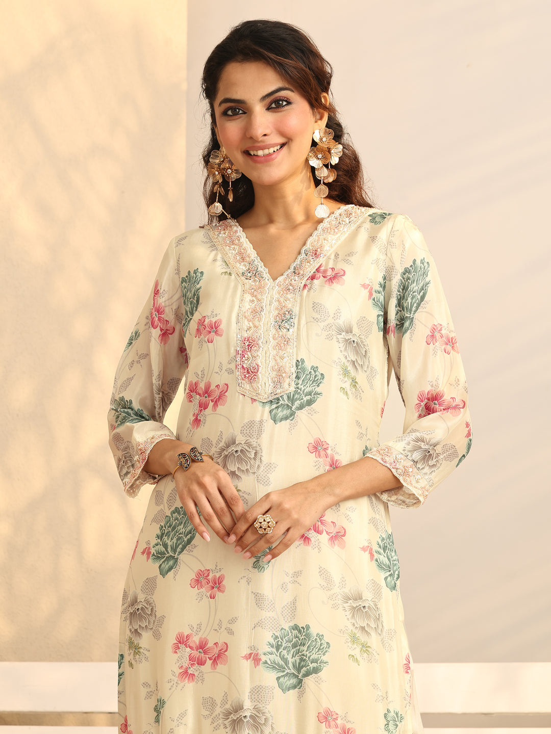  Libas Art Off White Printed Silk blend Straight Suit Set With Dupatta 