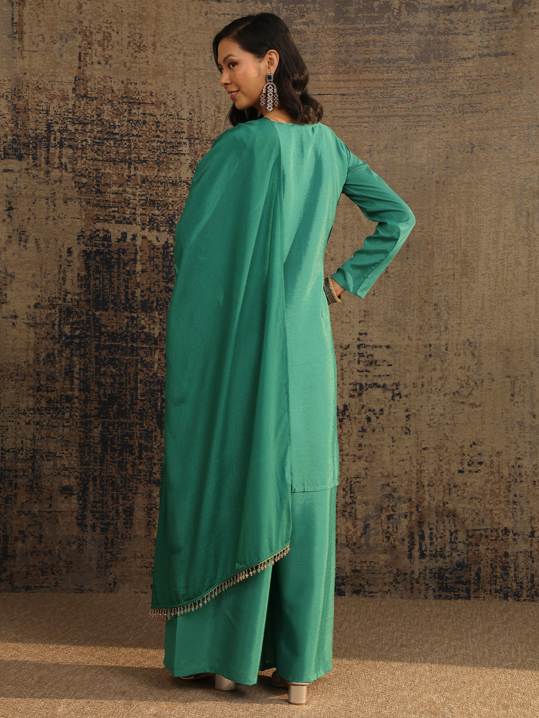  Libas Art Green Embroidered Organza Straight Suit Set With Dupatta 