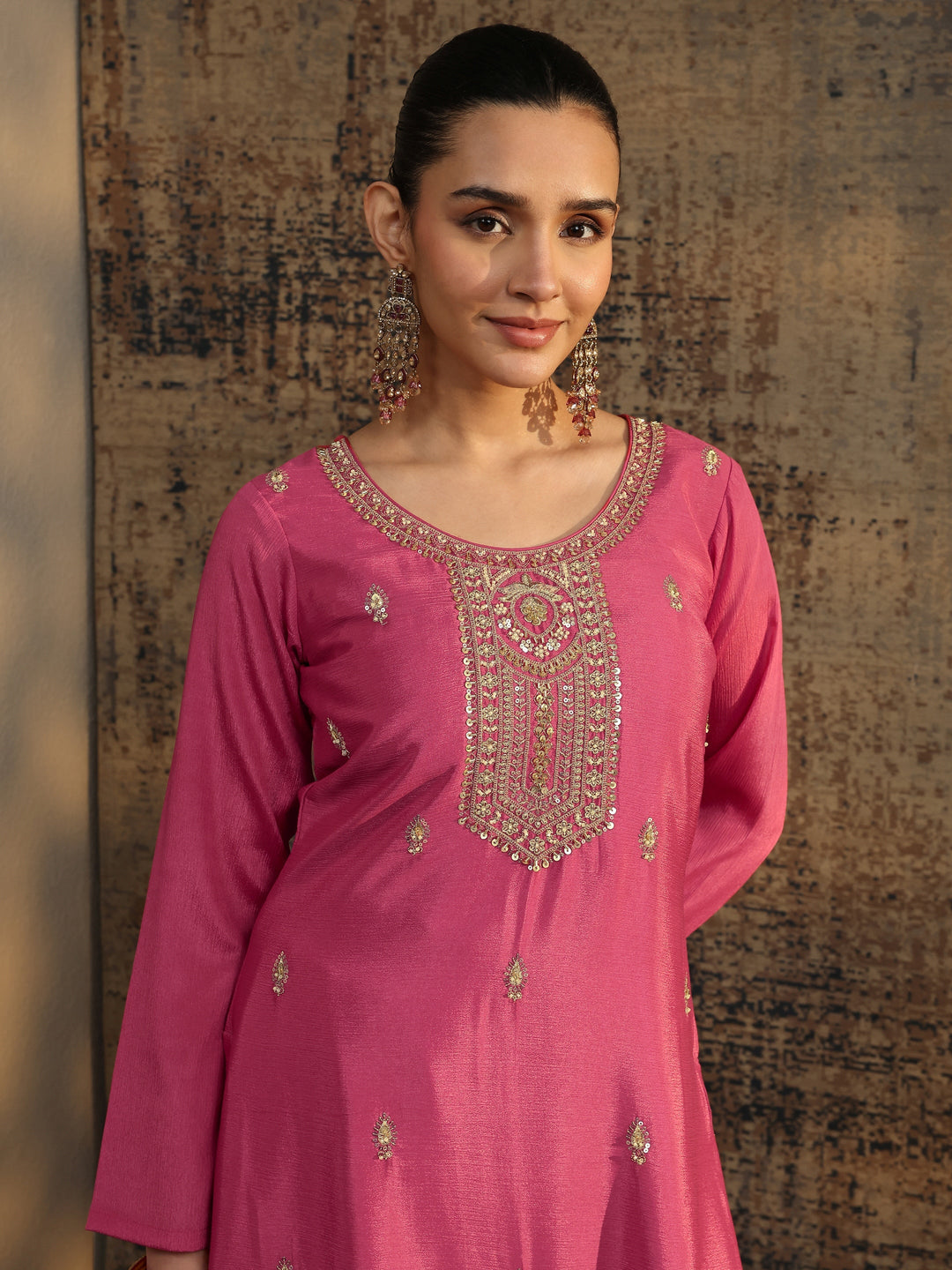  Libas Art Pink Embroidered Organza Straight Suit Set With Dupatta 