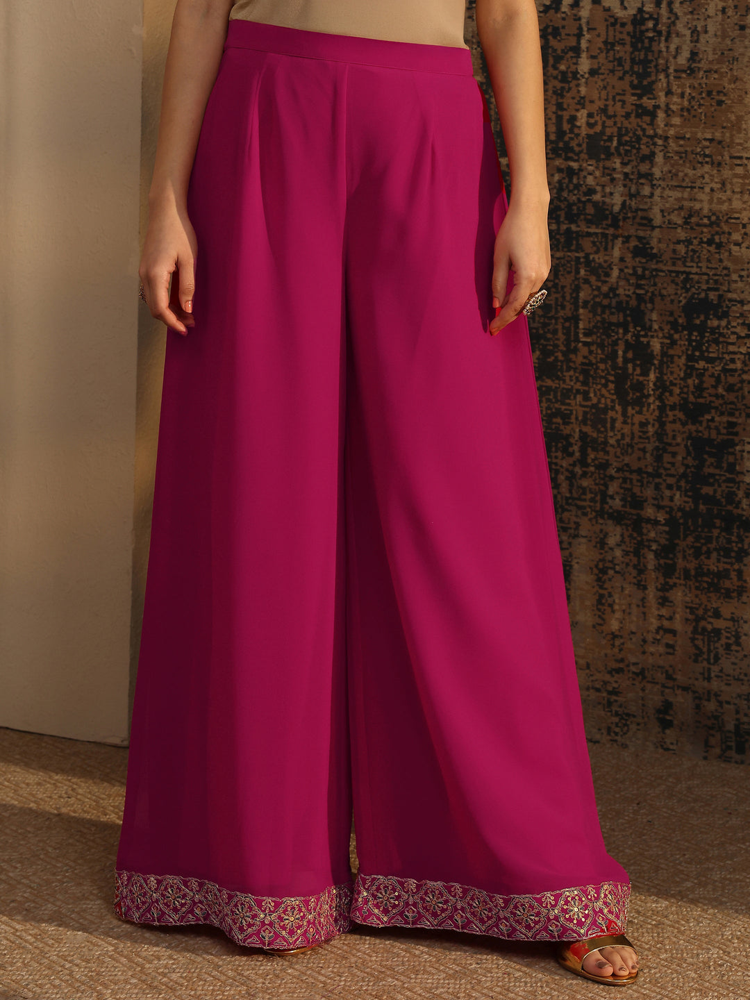  Libas Art Pink Embroidered Chinon Straight Suit Set With Dupatta 