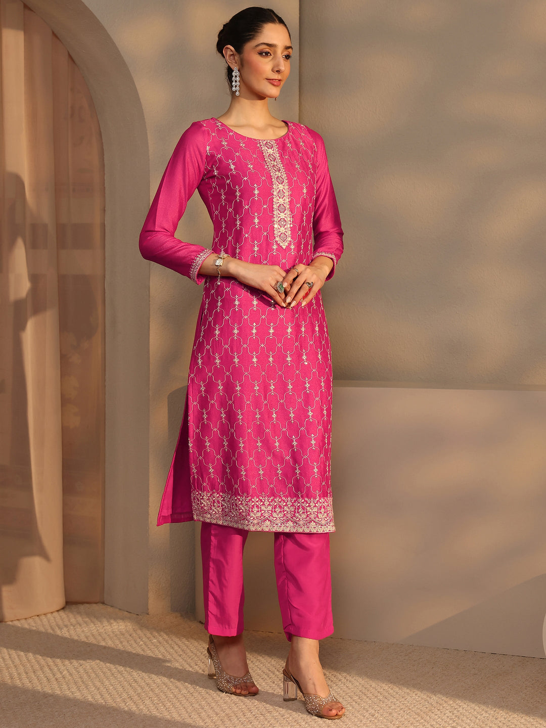  Pink Embroidered Silk Blend Straight Suit Set With Dupatta 