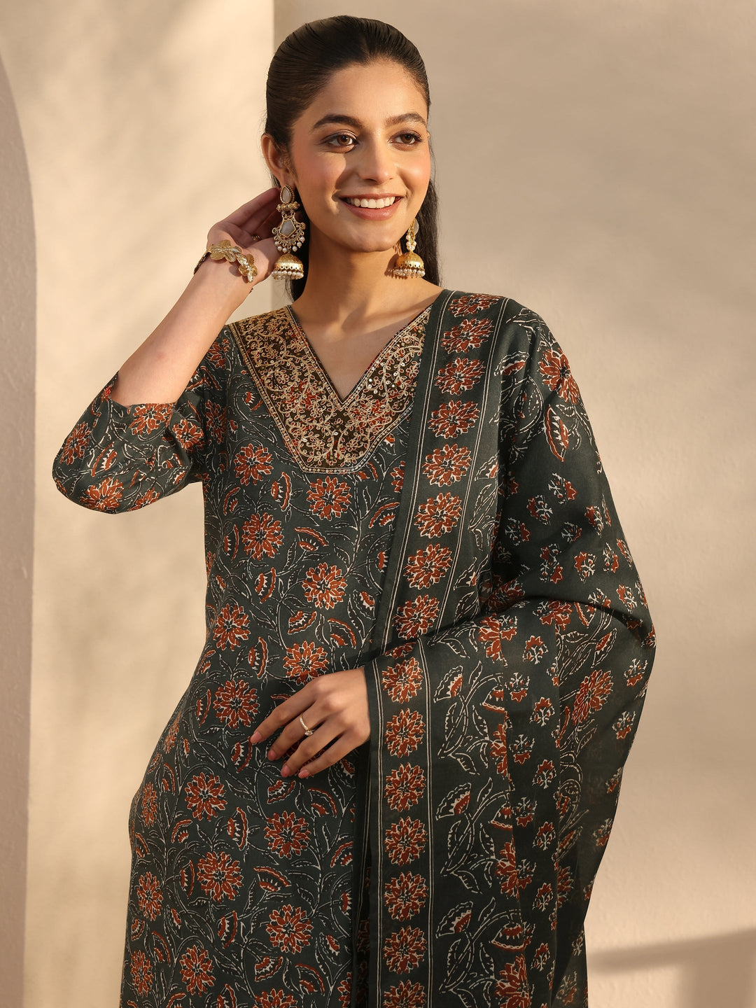  Green Floral Printed Cotton Blend Straight Suits Set With Dupatta 