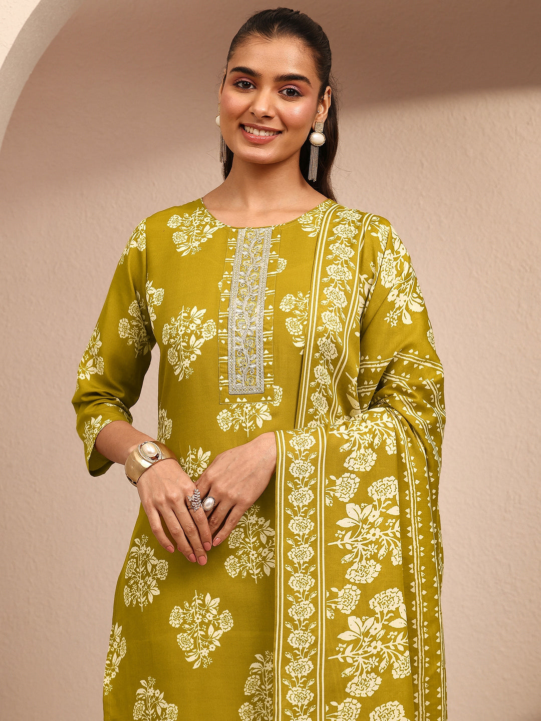  Green Printed Cotton Blend Straight Suit Set With Dupatta 