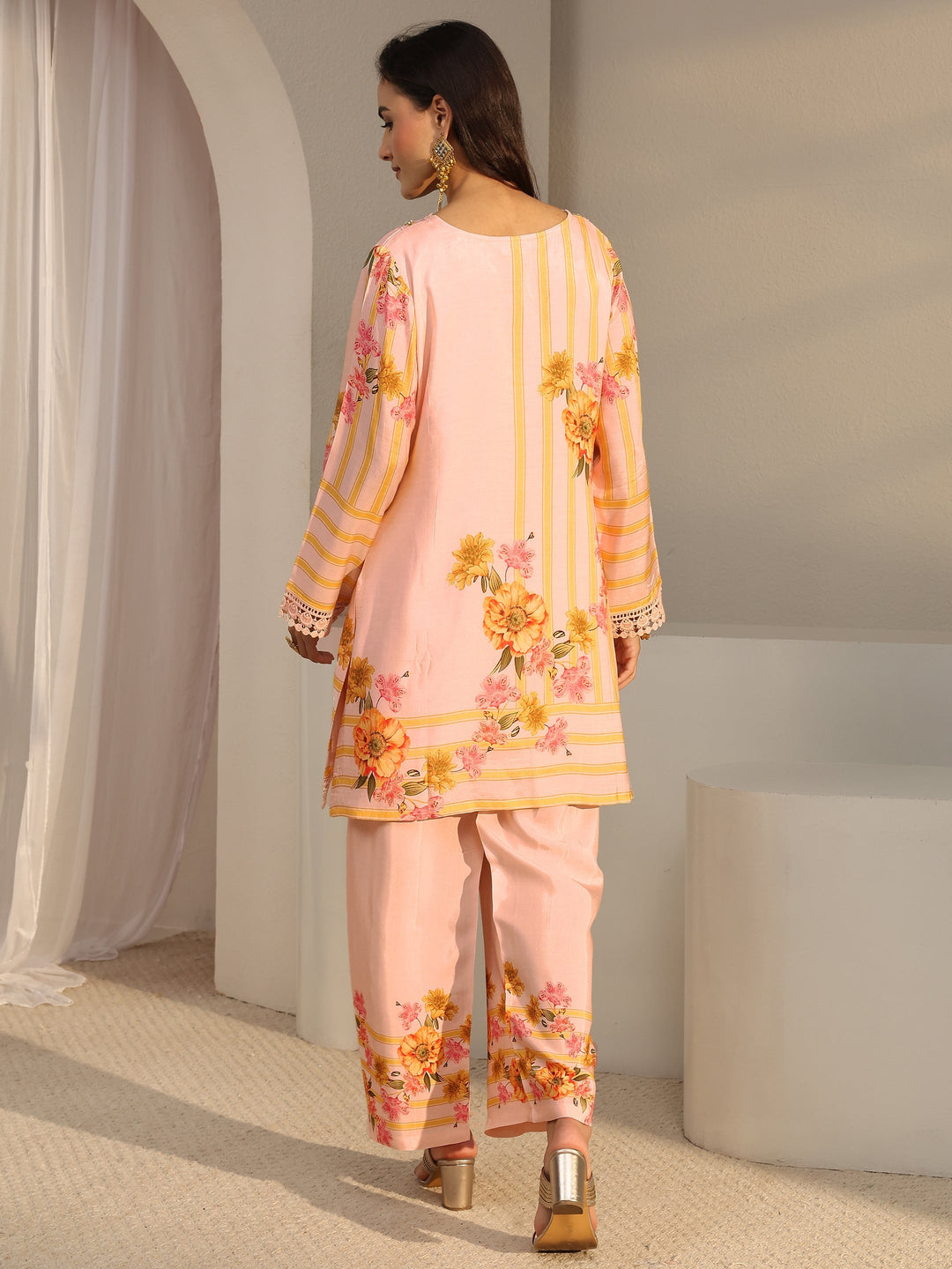  Peach Floral Printed Silk Blend Straight Kurta Set 