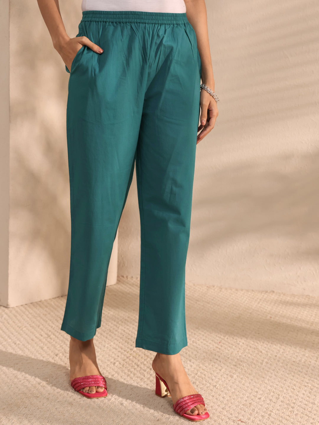  Green Abstract Printed Cotton Blend Straight Suit Set With Dupatta 
