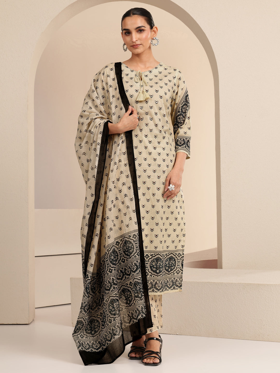  Cream Ethnic Printed Cotton Straight Suit Set 