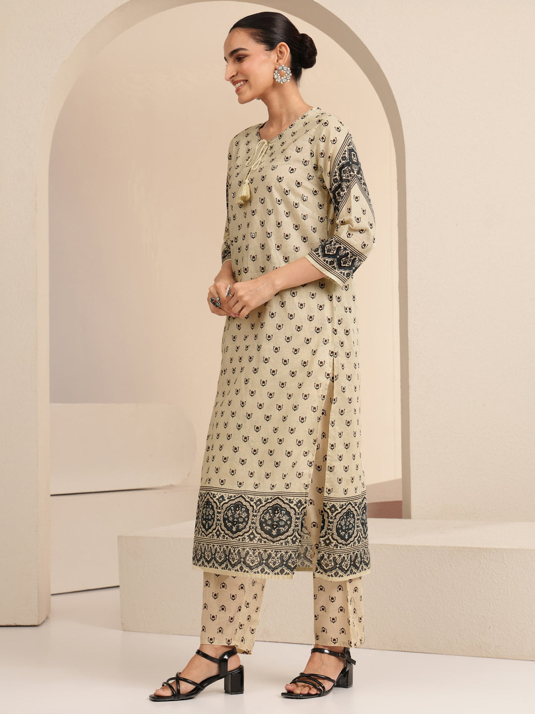  Cream Ethnic Printed Cotton Straight Suit Set 
