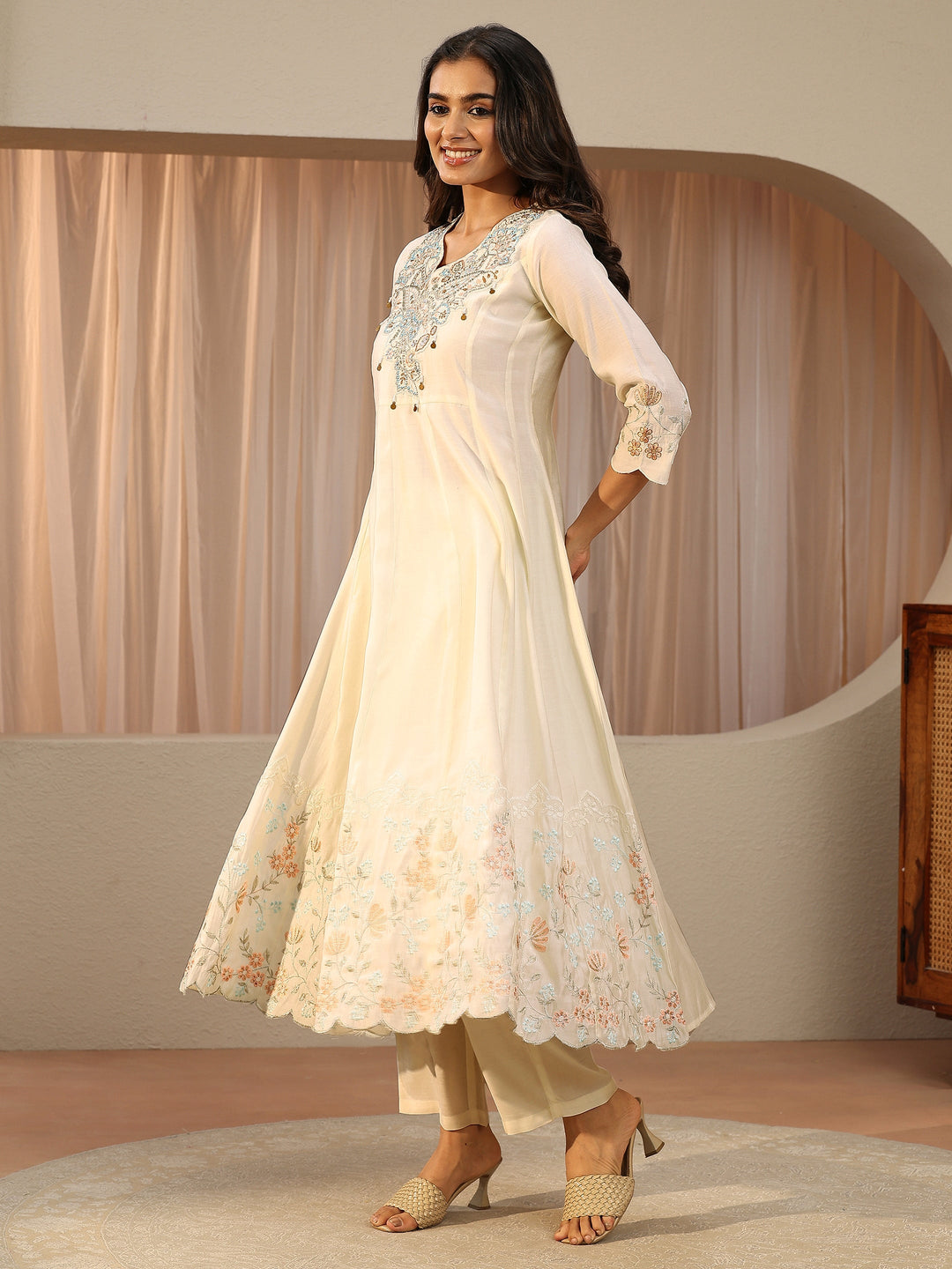  Cream Floral Embroidered Silk blend A-Line Suit Set 
