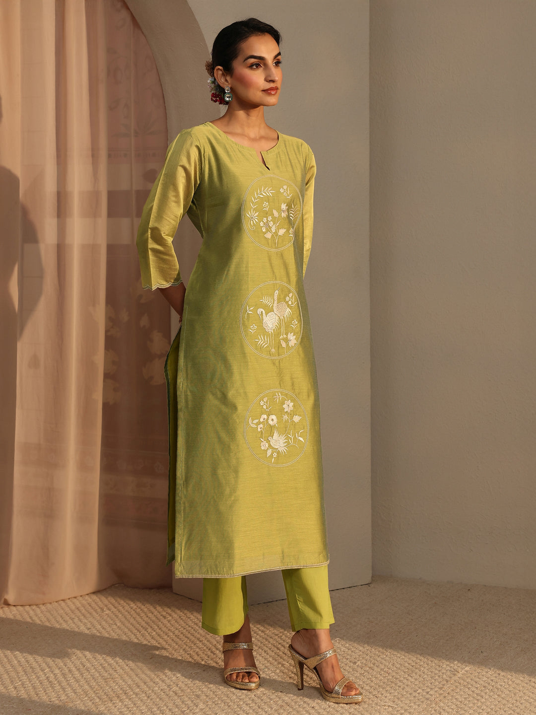  Libas Art Green Embroidered Silk Blend Straight Suit Set With Dupatta 