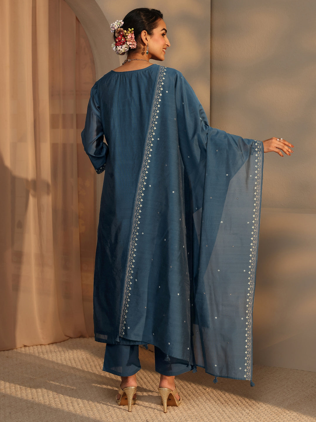  Libas Art Teal Embroidered Silk Blend Straight Suit Set With Dupatta 