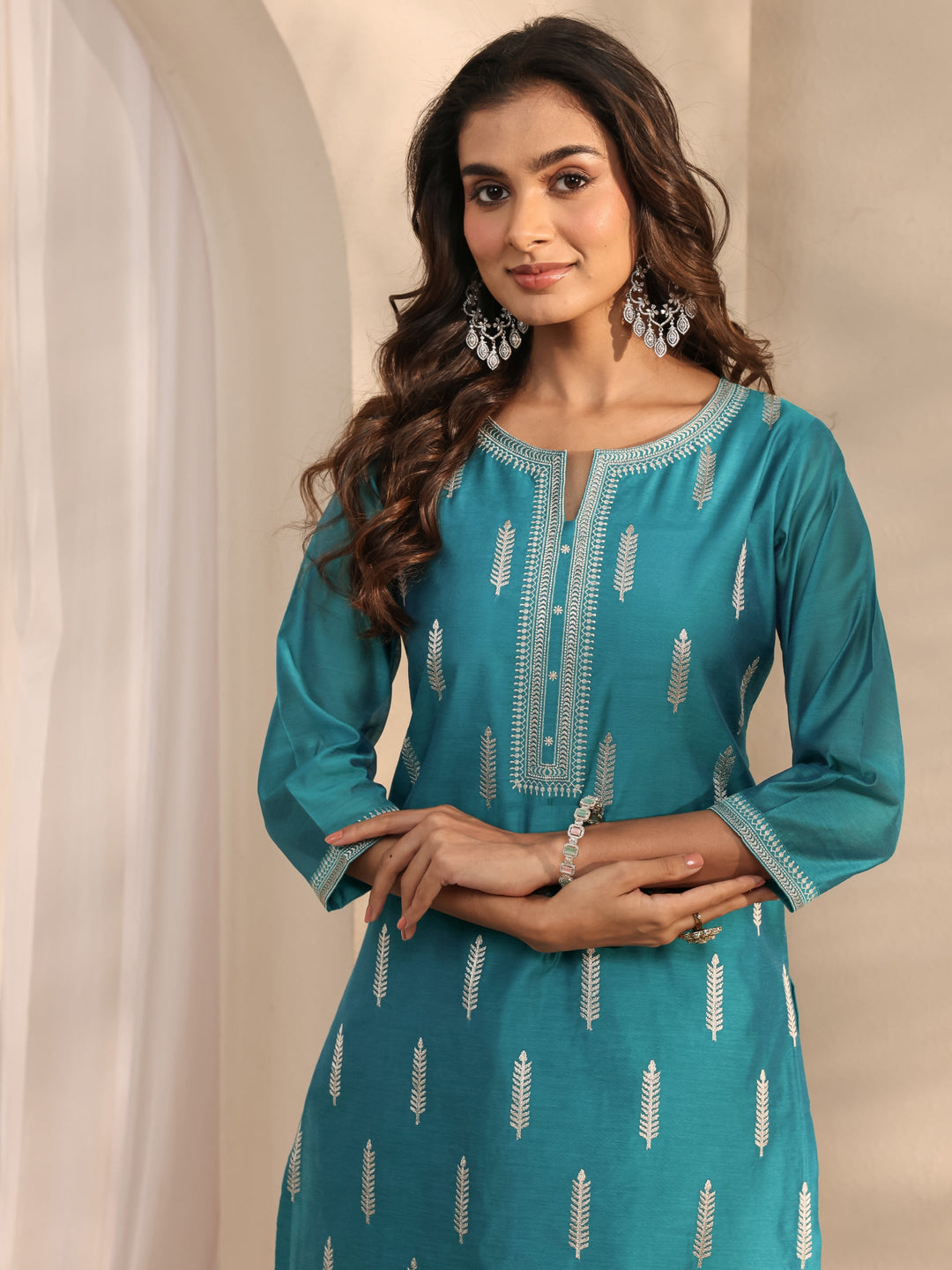  Libas Art Blue Embroidered Silk Blend Straight Suit Set With Dupatta 