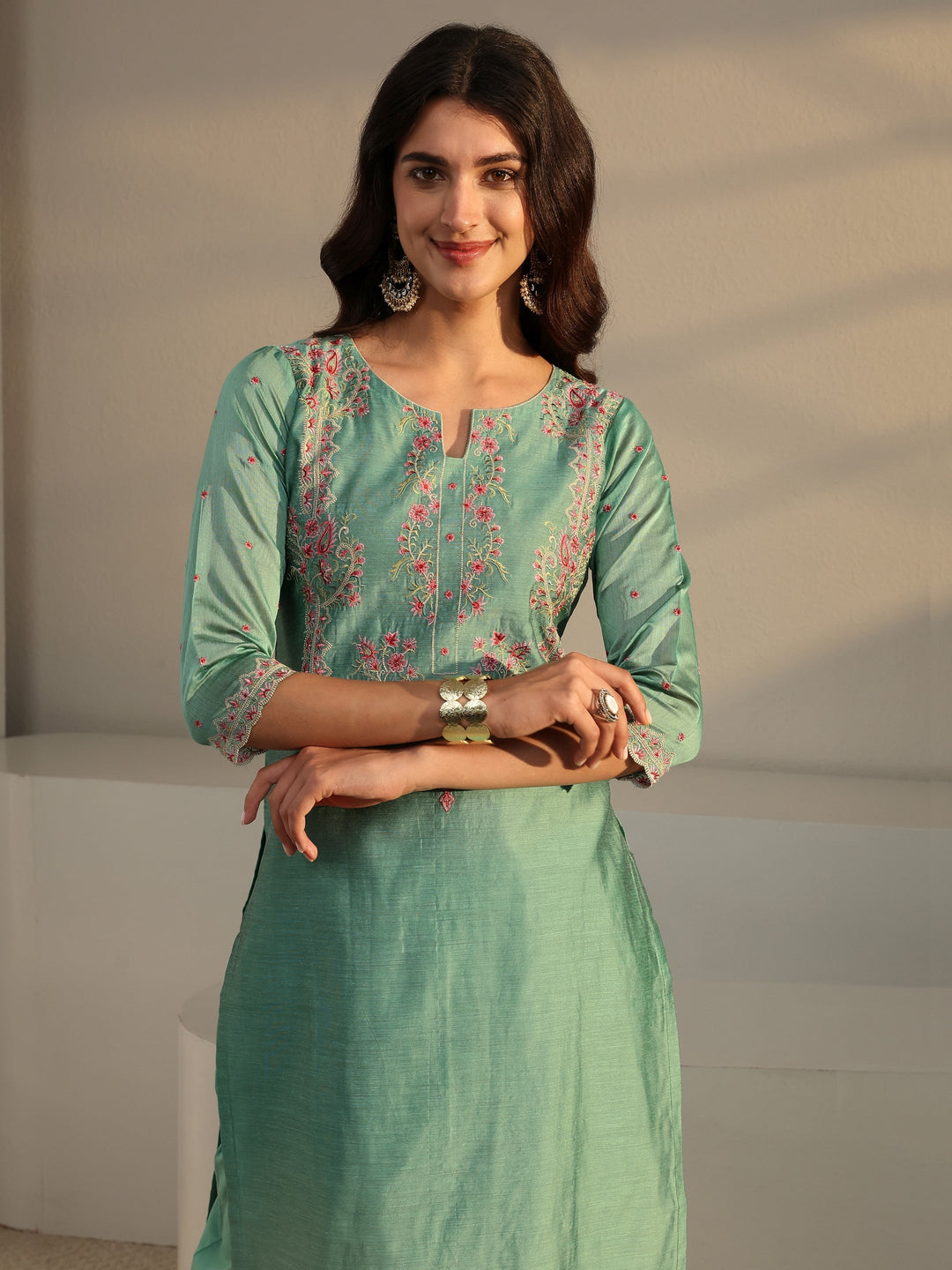  Libas Art Green Embroidered Silk Blend Straight Suit Set With Dupatta 