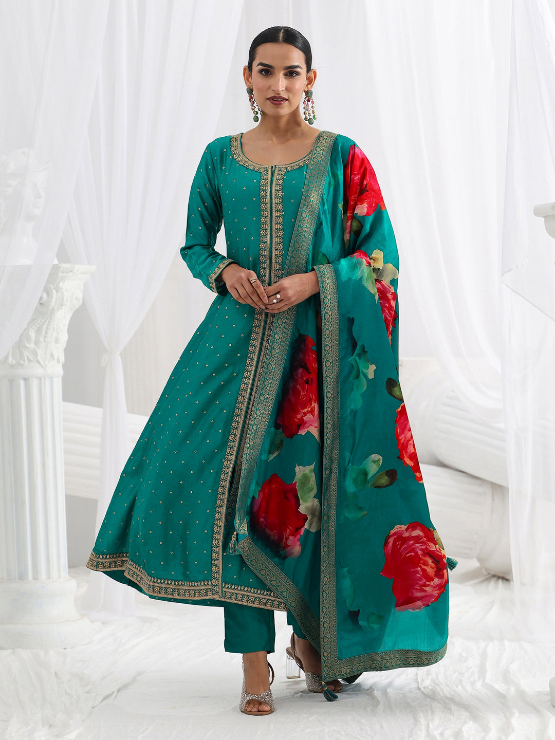  Green Embroidered Silk Blend A-Line Suit Set With Dupatta 
