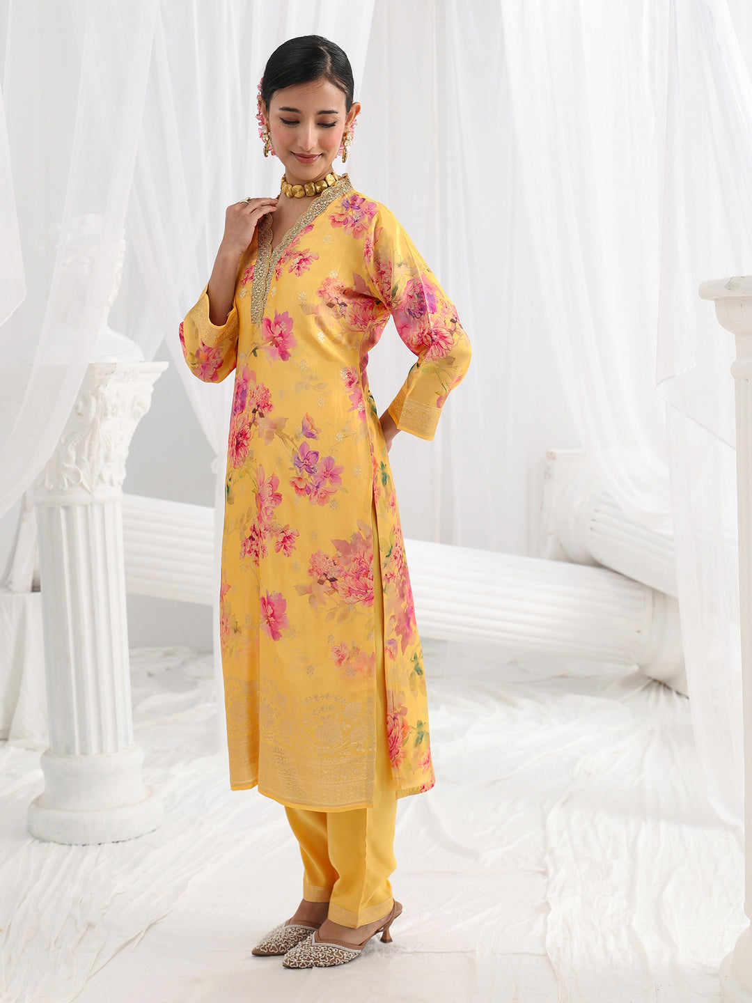  Yellow Printed Silk Blend Straight Suit Set With Dupatta 