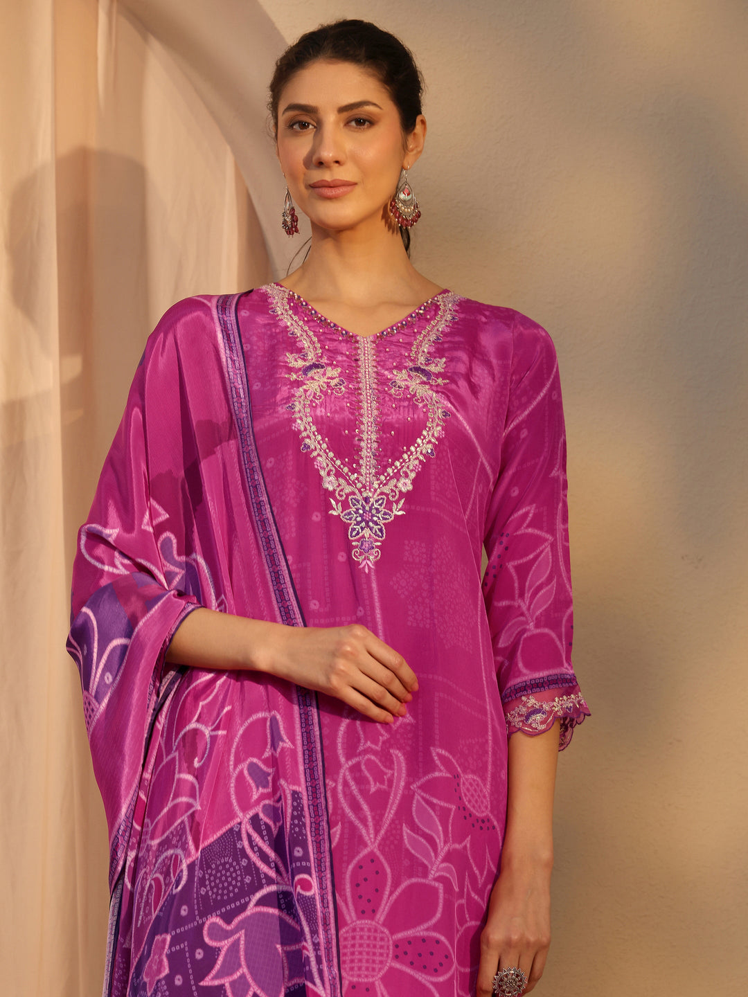  Pink Floral Printed Crepe Straight Suit Set With Dupatta 