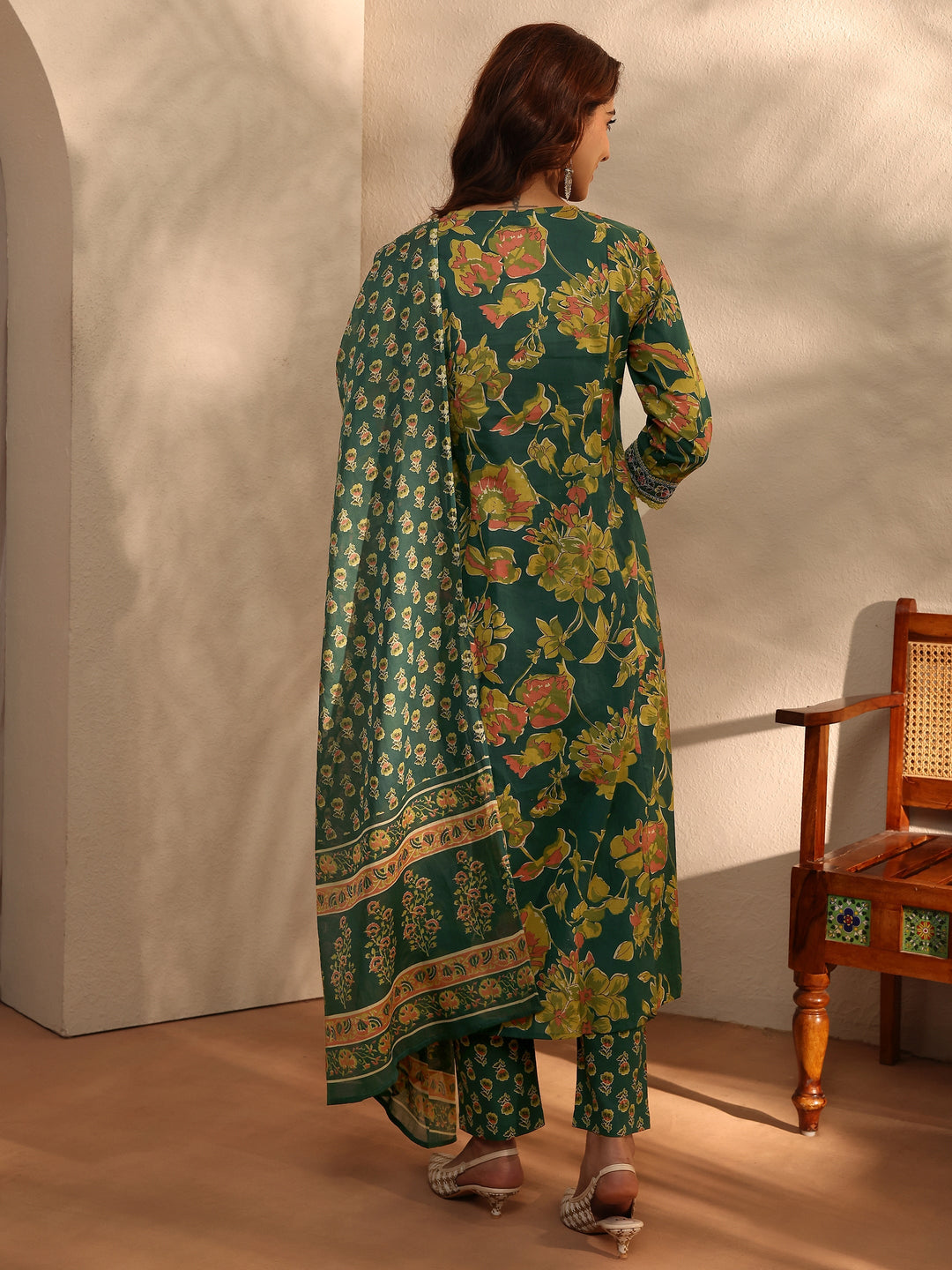  Green Floral Printed Cotton Blend A-Line Suit Set With Dupatta 