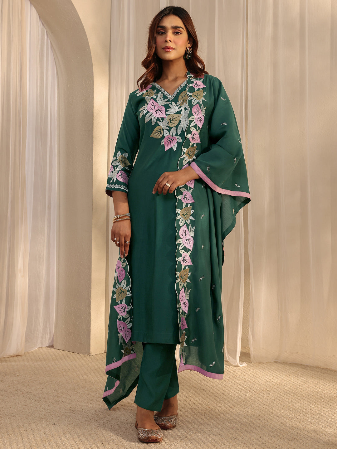  Green Floral Embroidered Silk Blend Straight Suit Set With Dupatta 