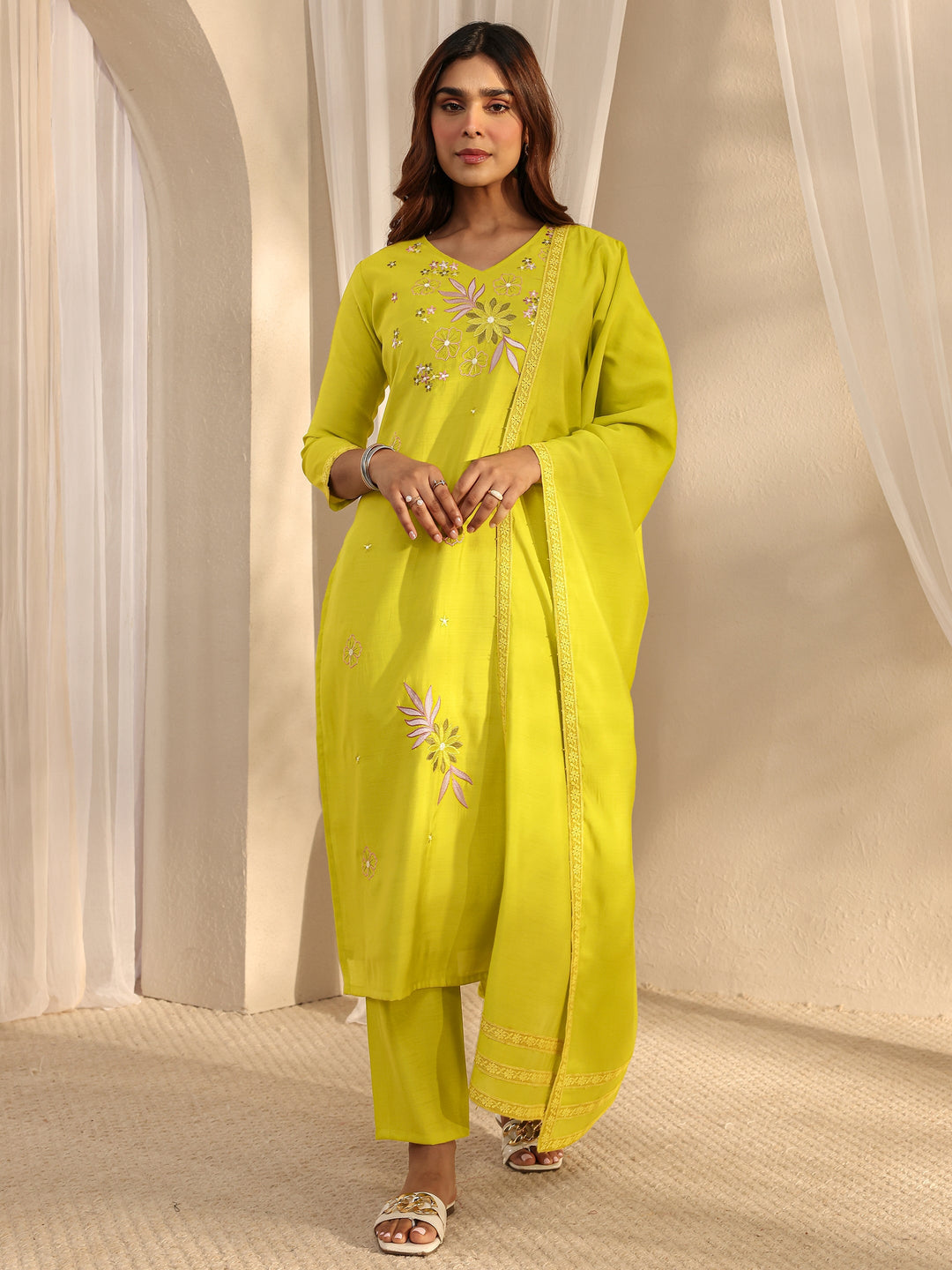  Green Floral Embroidered Silk Blend Straight Suit Set With Dupatta 