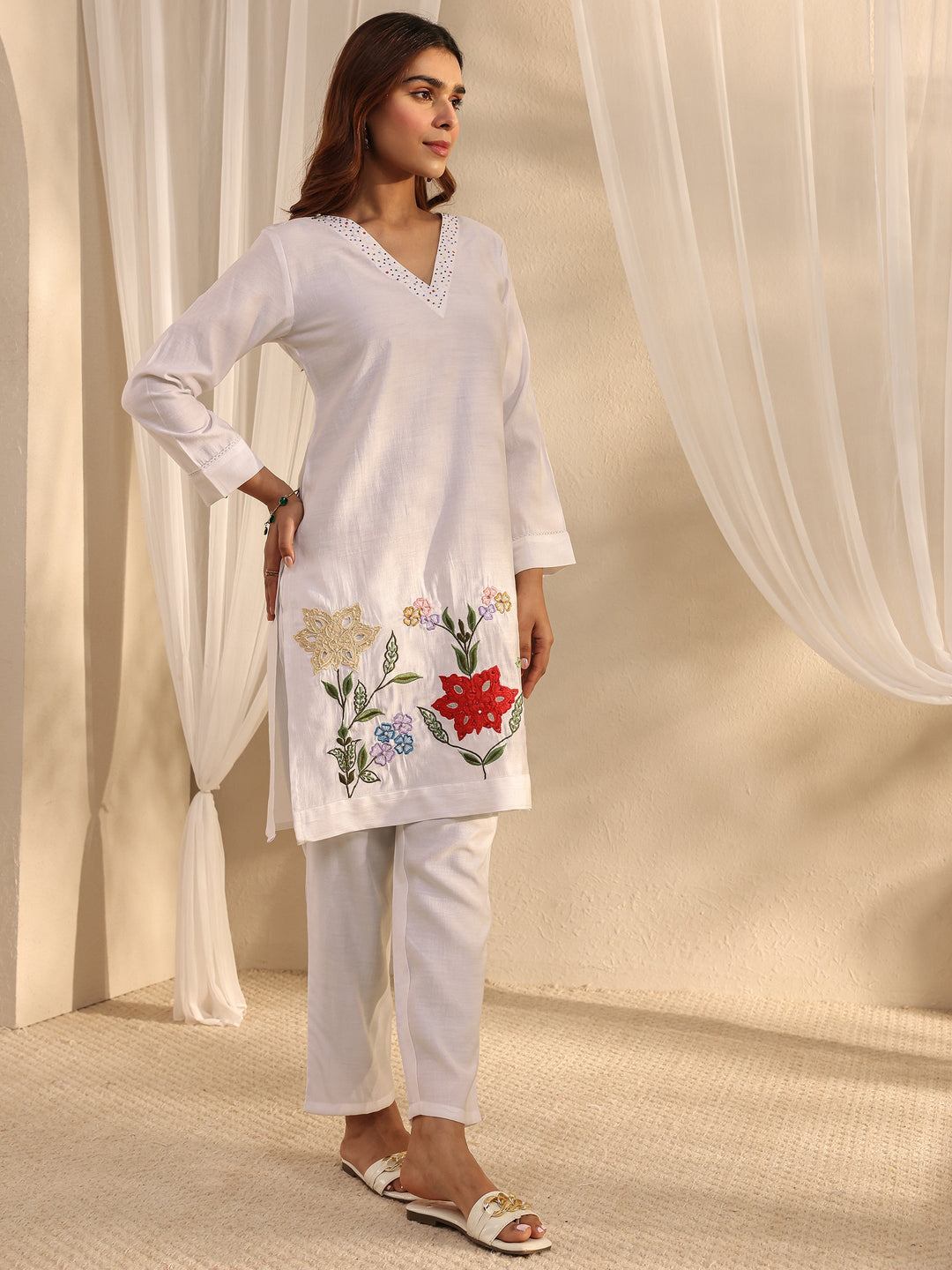  White Floral Embroidered Silk Blend Straight Suit Set With Dupatta 