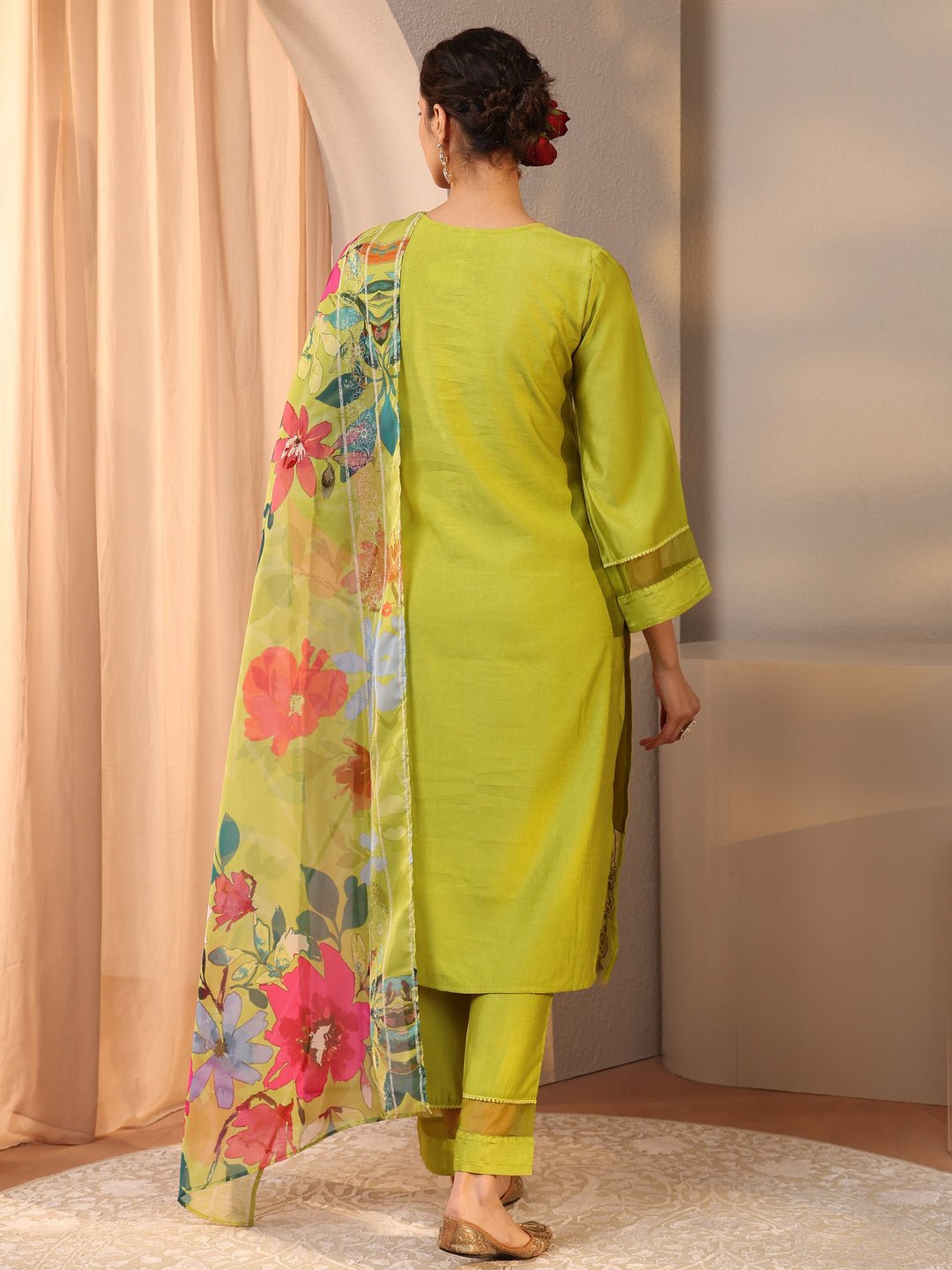  Green Floral Embroidered Silk Blend Straight Suit Set With Dupatta 