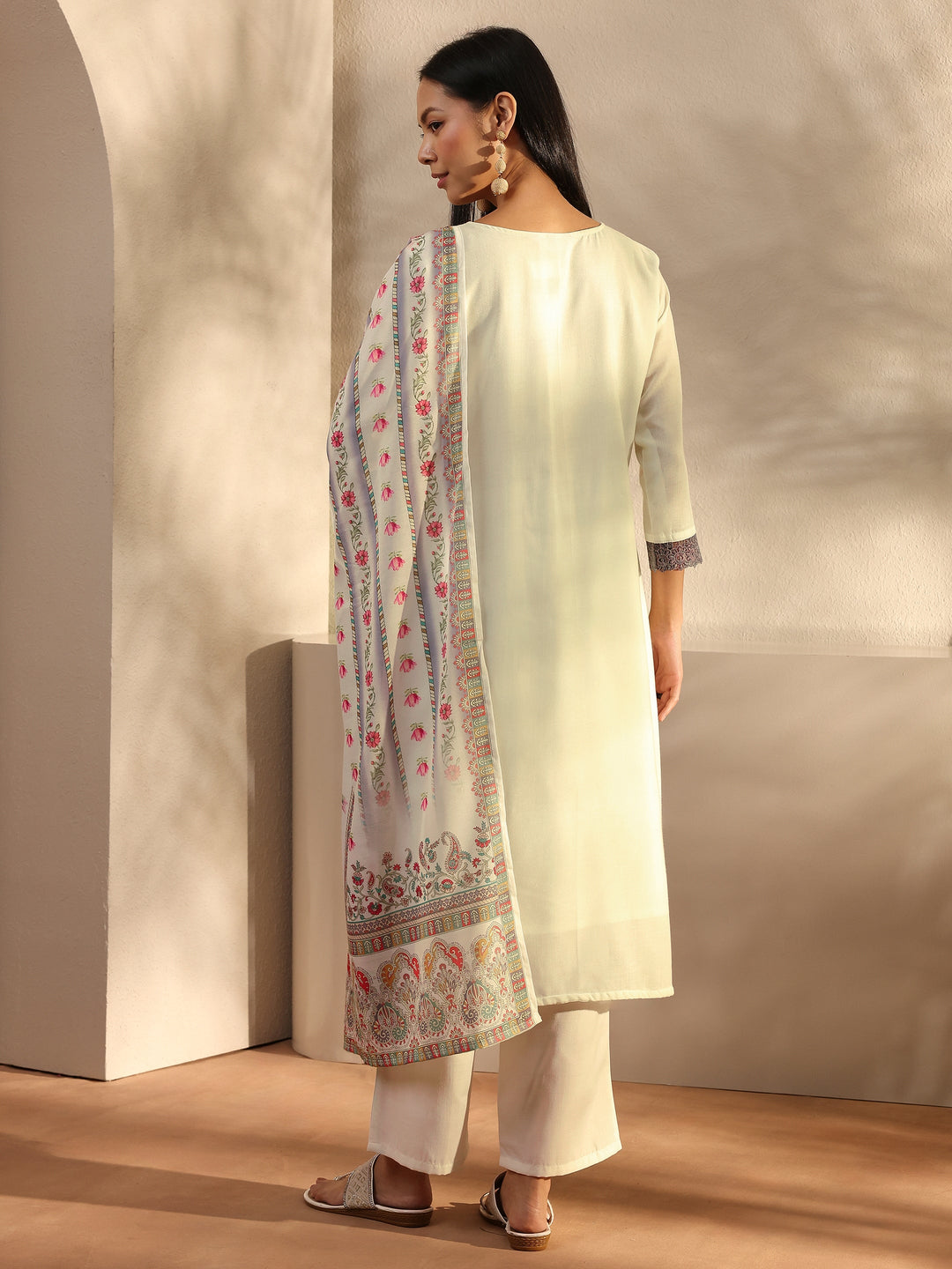  White Floral Printed Cotton Blend Straight Suit Set With Dupatta 