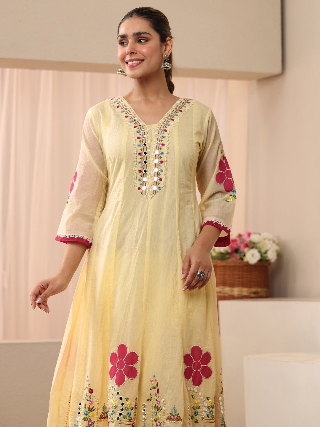  Ivory Floral Embroidered Silk Blend A-Line Suit Set 