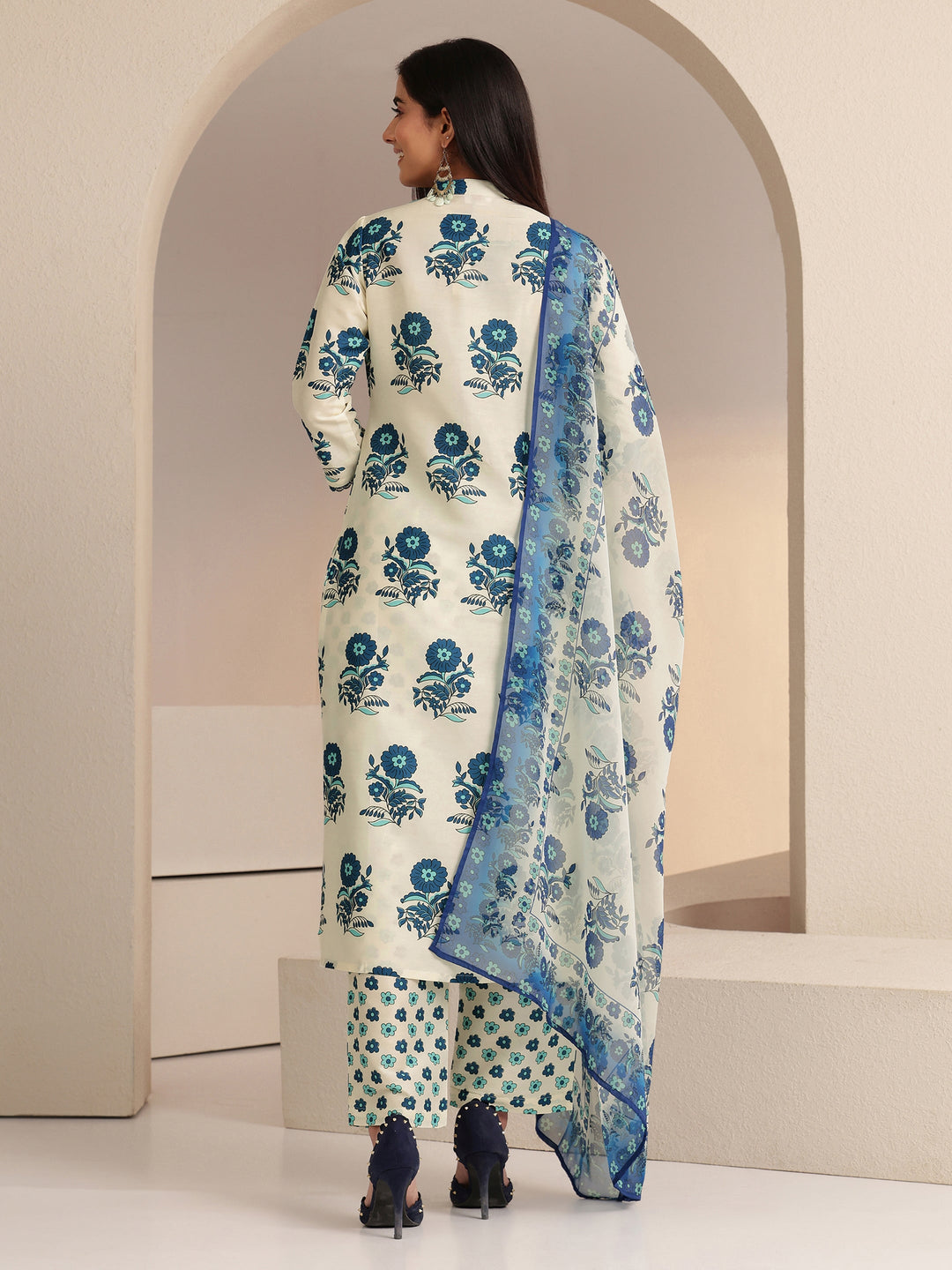  Ivory Floral Printed Straight Cotton Blend Suit Set 
