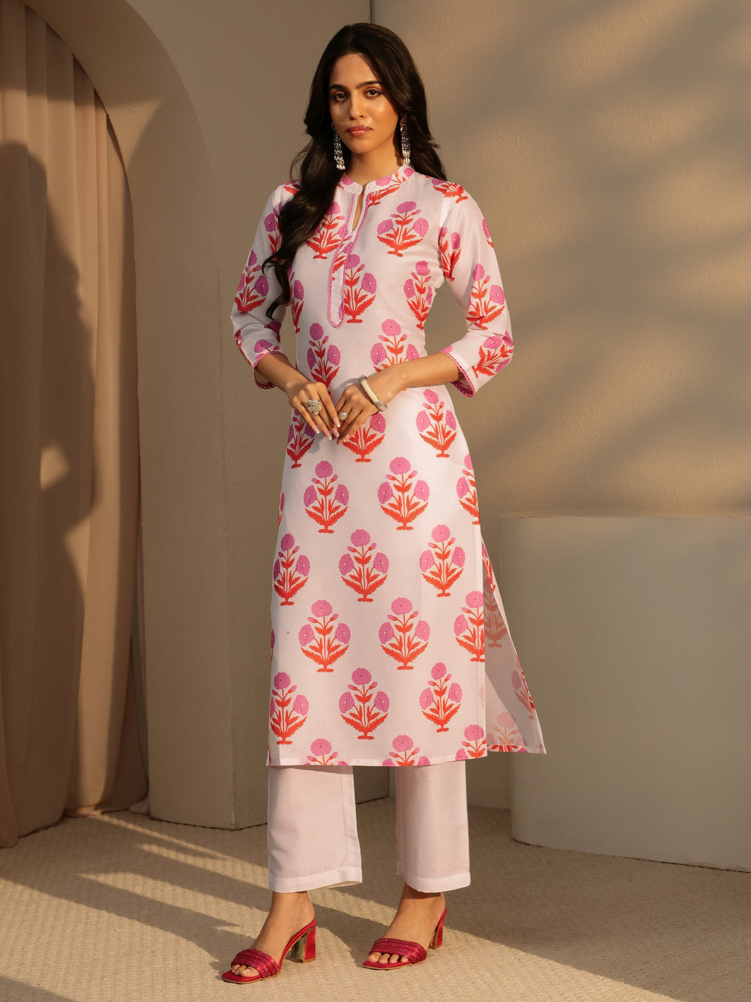  White Floral Printed Straight  Cotton Blend Suit Set 