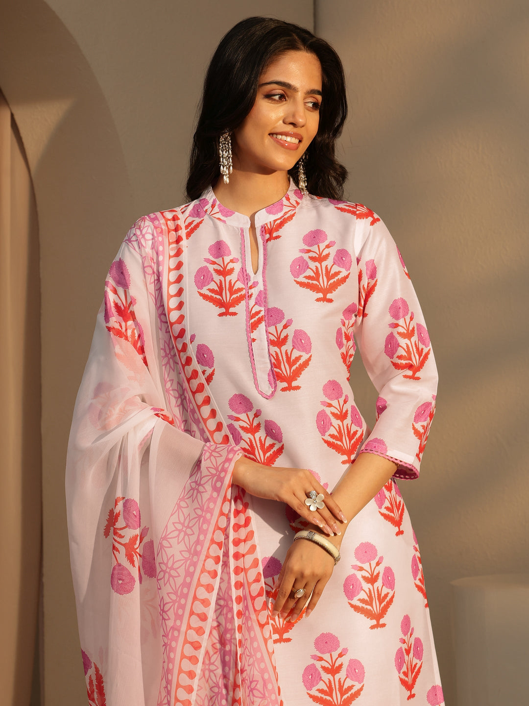  White Floral Printed Straight  Cotton Blend Suit Set 