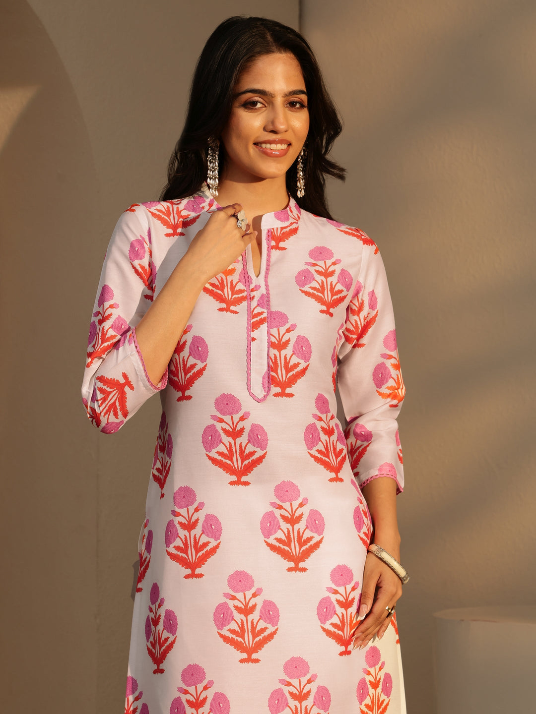  White Floral Printed Straight  Cotton Blend Suit Set 