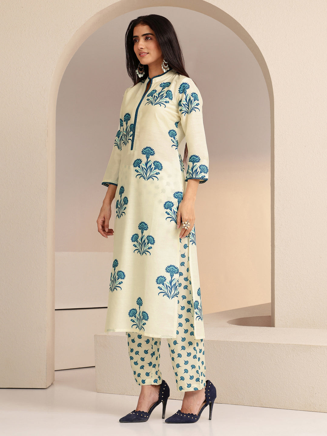  Cream Floral Printed Straight  Cotton Blend Suit Set 