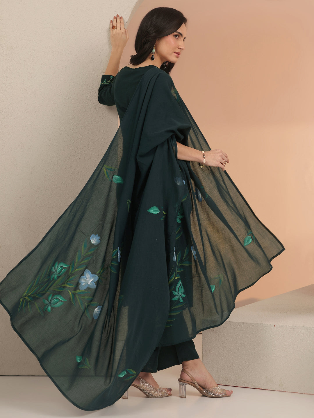  Green Floral Embroidered Cotton Straight Suit Set 