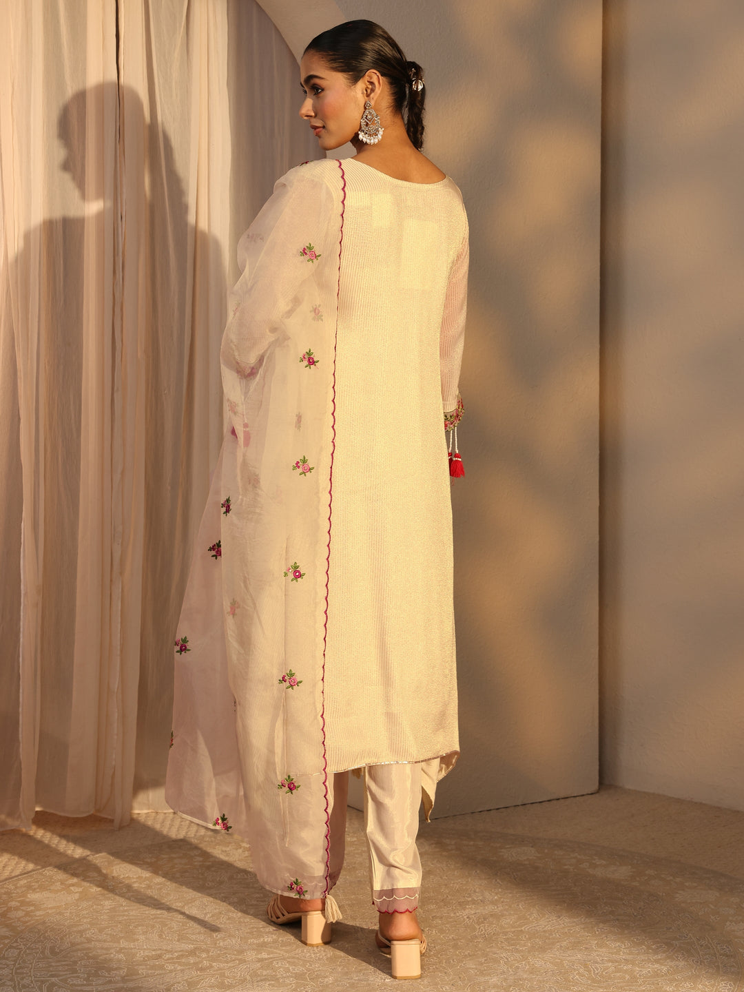  Off White Floral Embroidered Organza A-Line Suits Set With Dupatta 