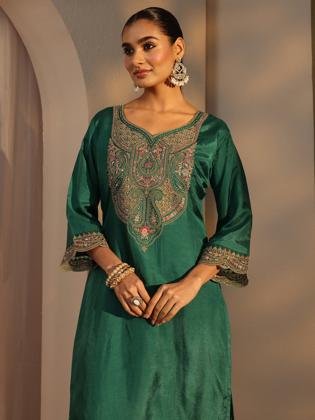  Green Ethnic Embroidered Silk Blend Straight Suits Set With Dupatta 