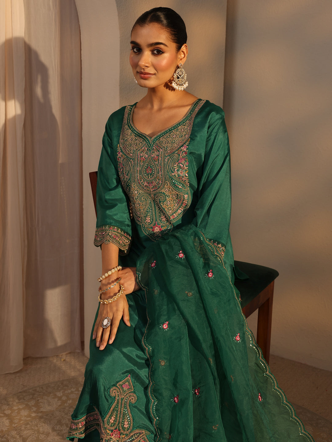  Green Ethnic Embroidered Silk Blend Straight Suits Set With Dupatta 