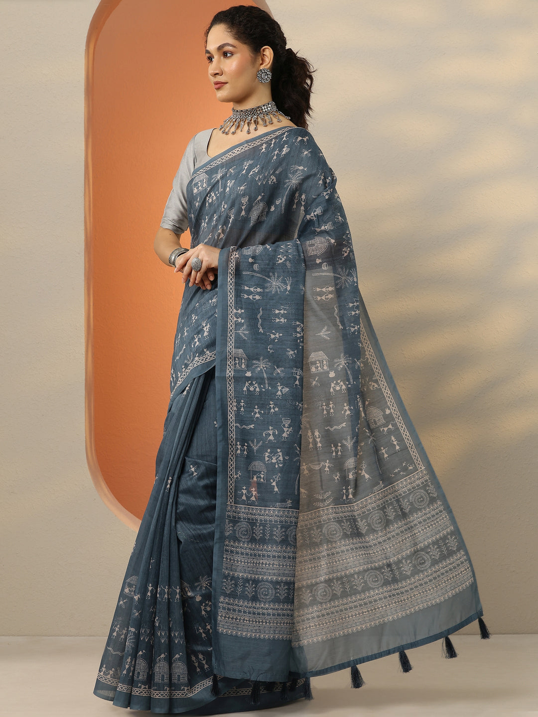  Grey Printed Silk Blend Saree With Unstitched Blouse Picece 