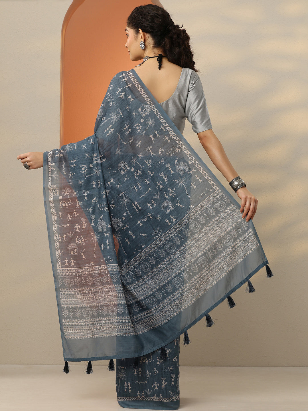  Grey Printed Silk Blend Saree With Unstitched Blouse Picece 