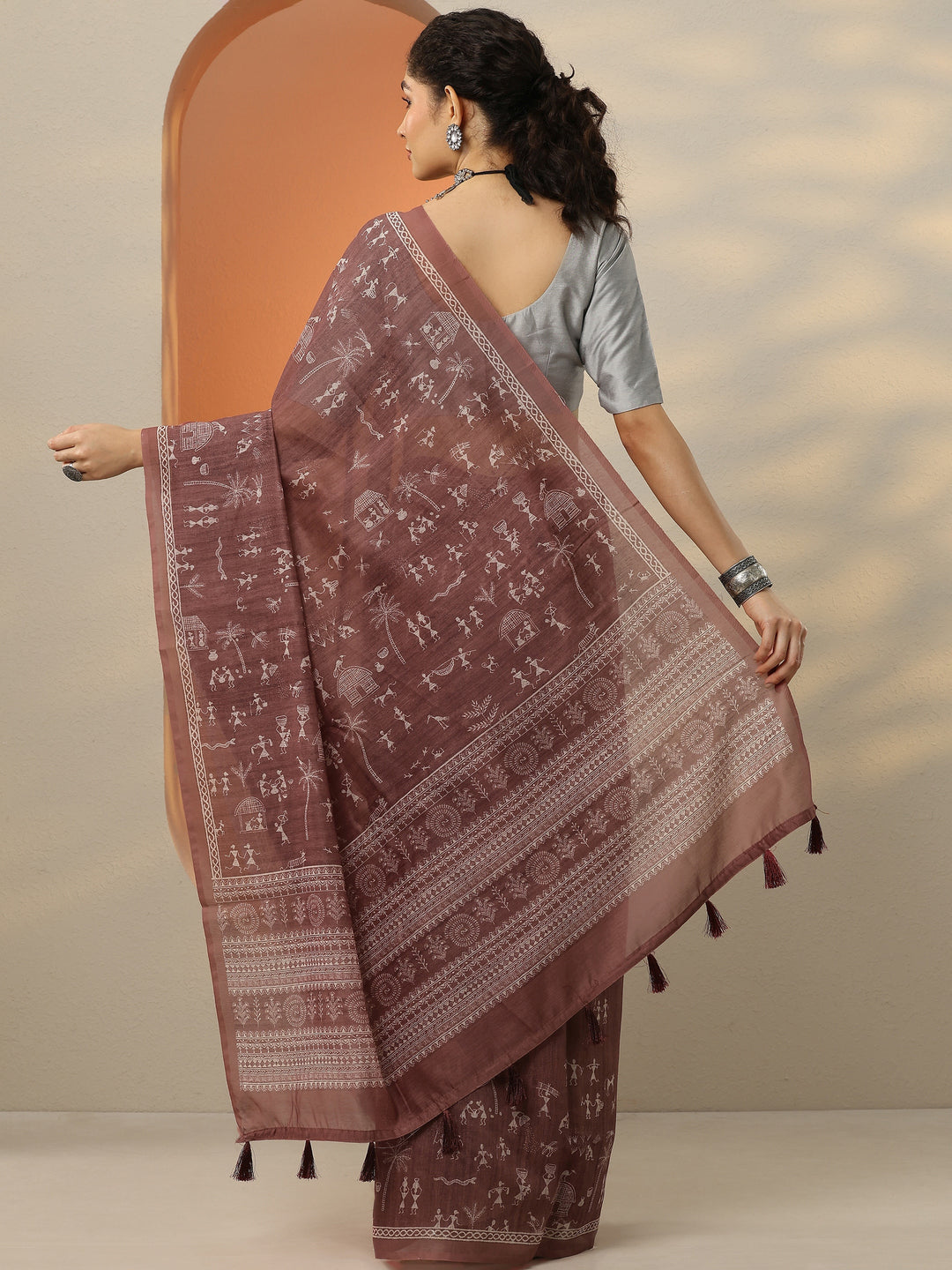  Brown Printed Silk Blend Saree With Unstitched Blouse Piece 