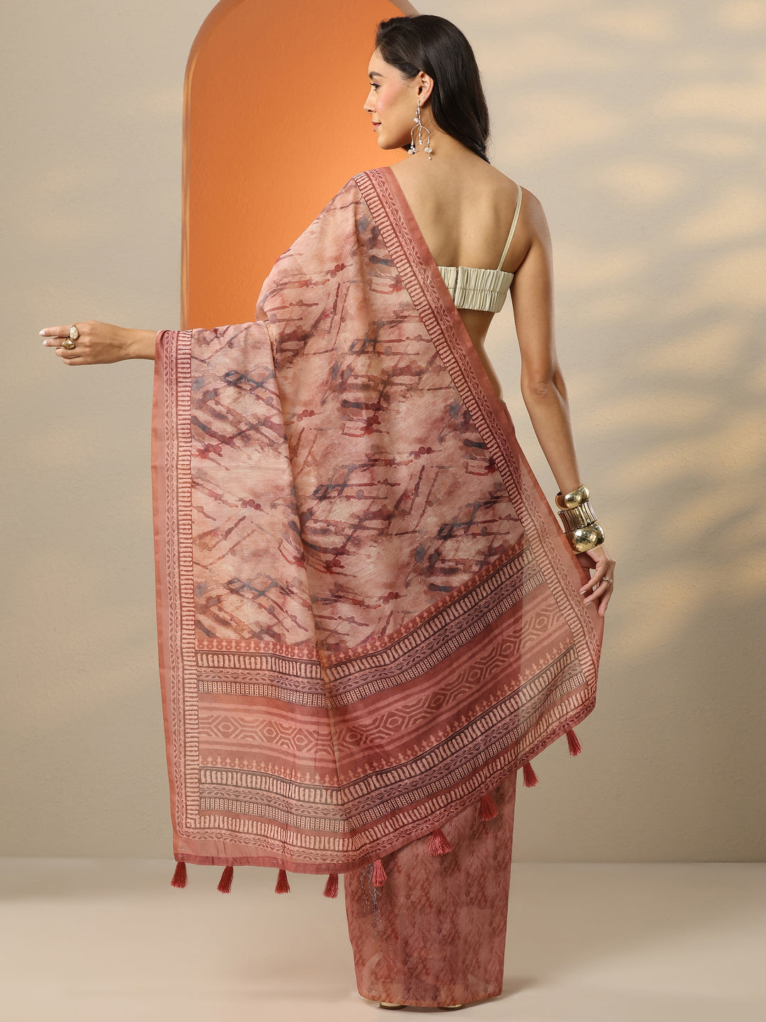  Brown Printed Silk Blend Saree With Unstitched Blouse Picece 