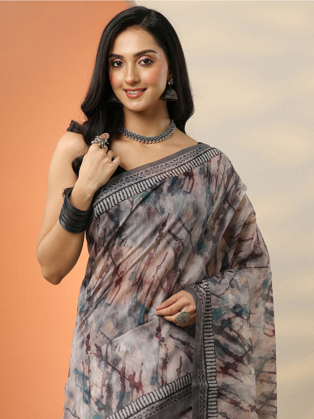  Black Printed Silk Blend Saree With Unstitched Blouse Picece 