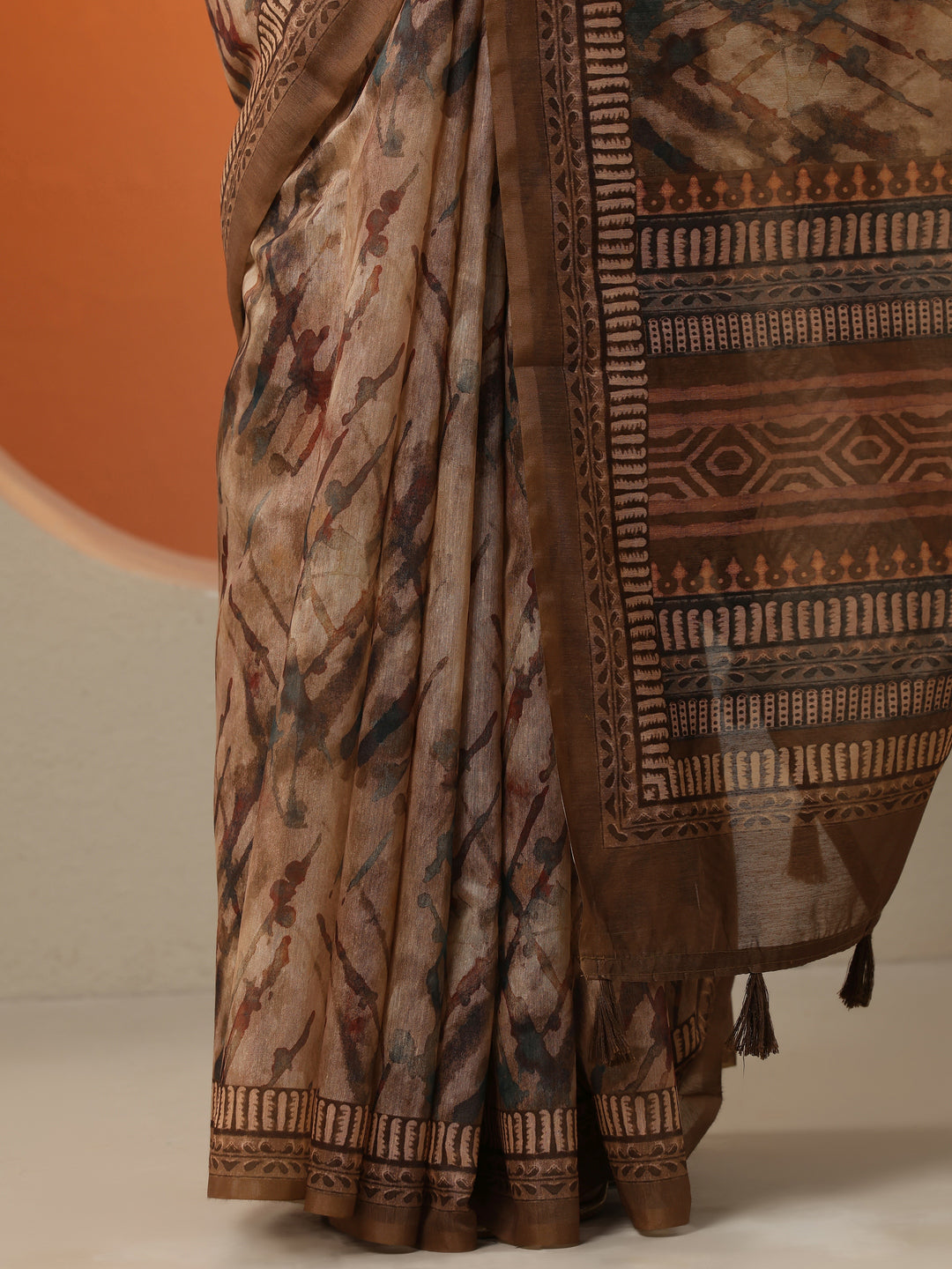  Brown Printed Silk Blend Saree With Unstitched Blouse Piece 