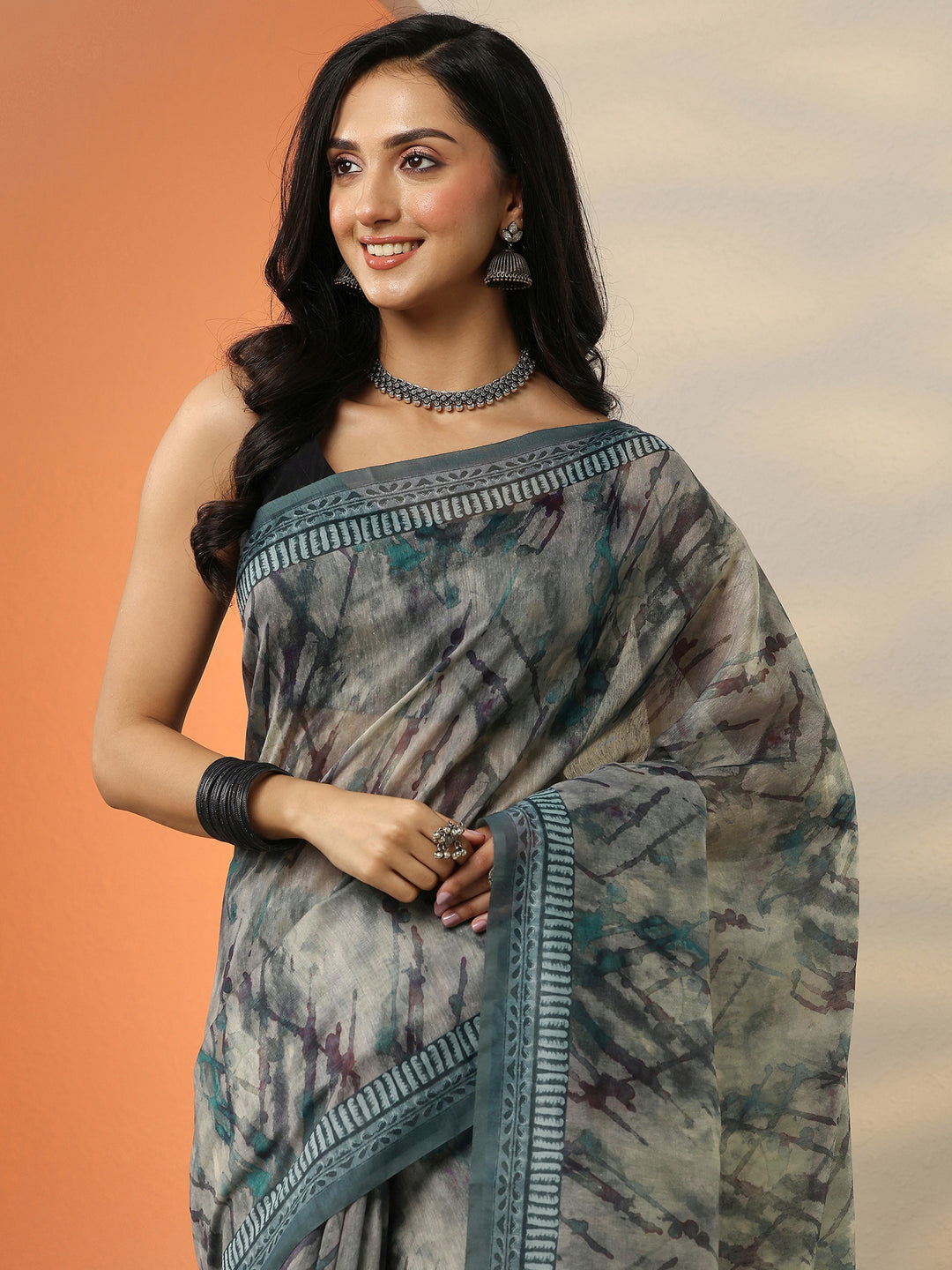 Blue Printed Silk Blend Saree With Unstitched Blouse Picece