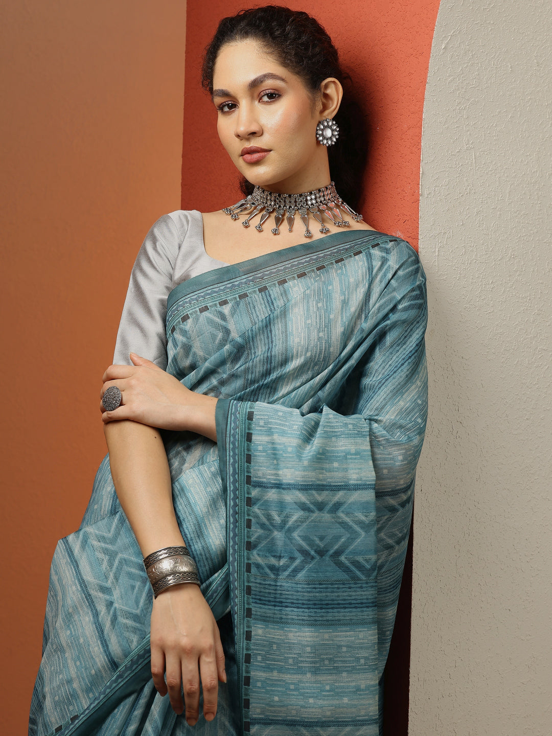 Green Printed Silk Blend Saree With Unstitched Blouse Picece