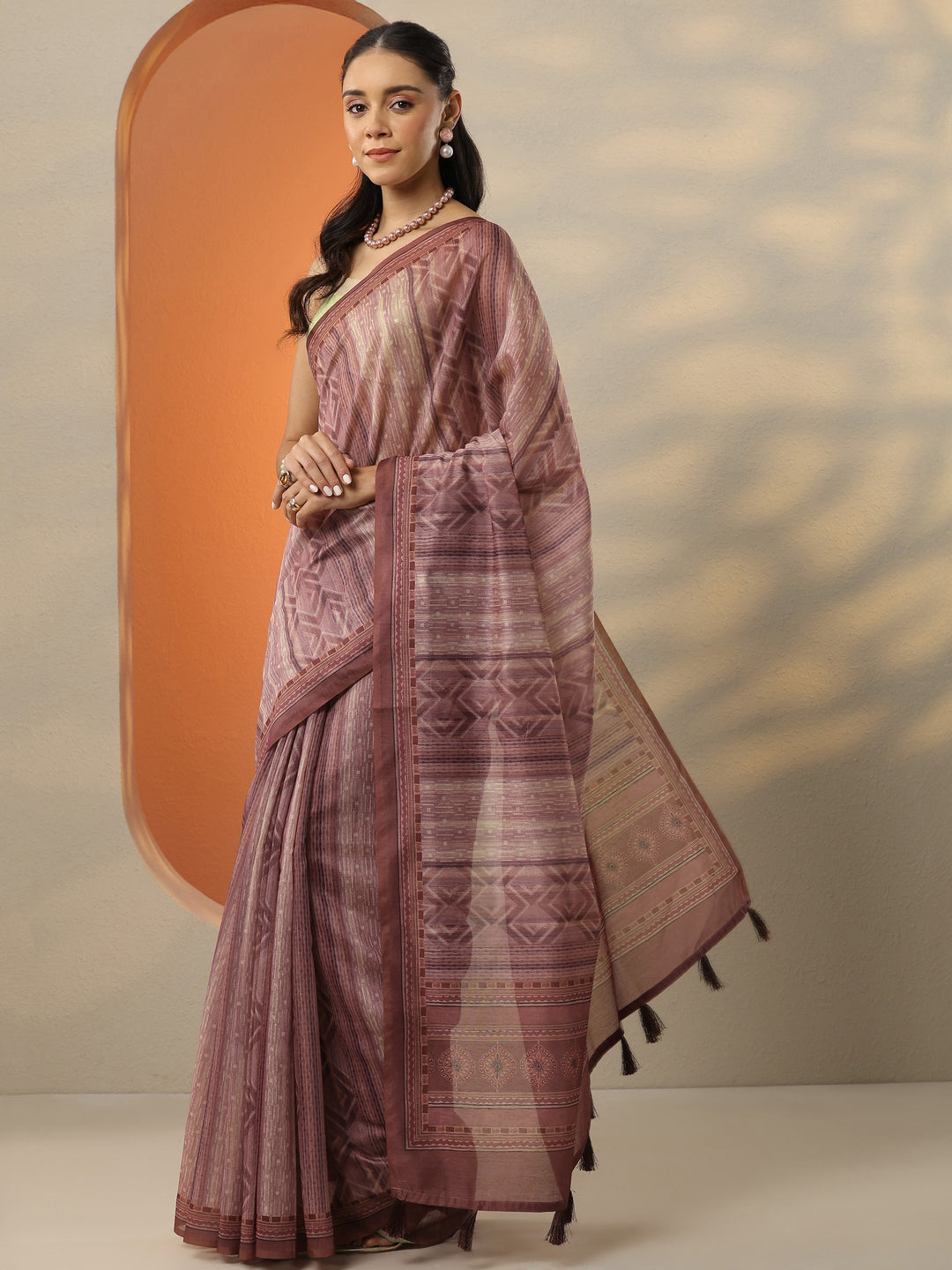  Peach Printed Silk Blend Saree With Unstitched Blouse Picece 