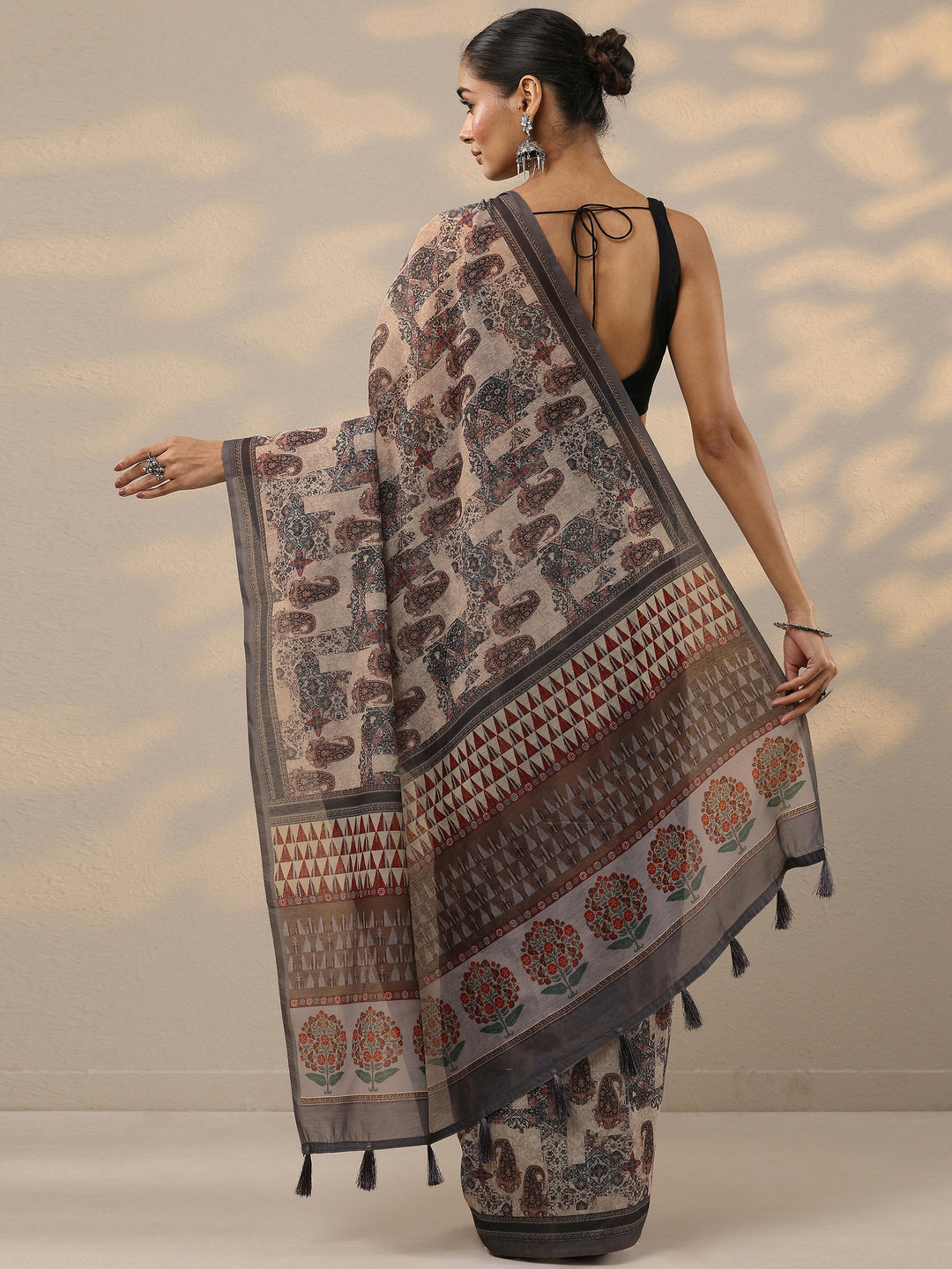  Black Printed Silk Blend Saree With Unstitched Blouse Piece 